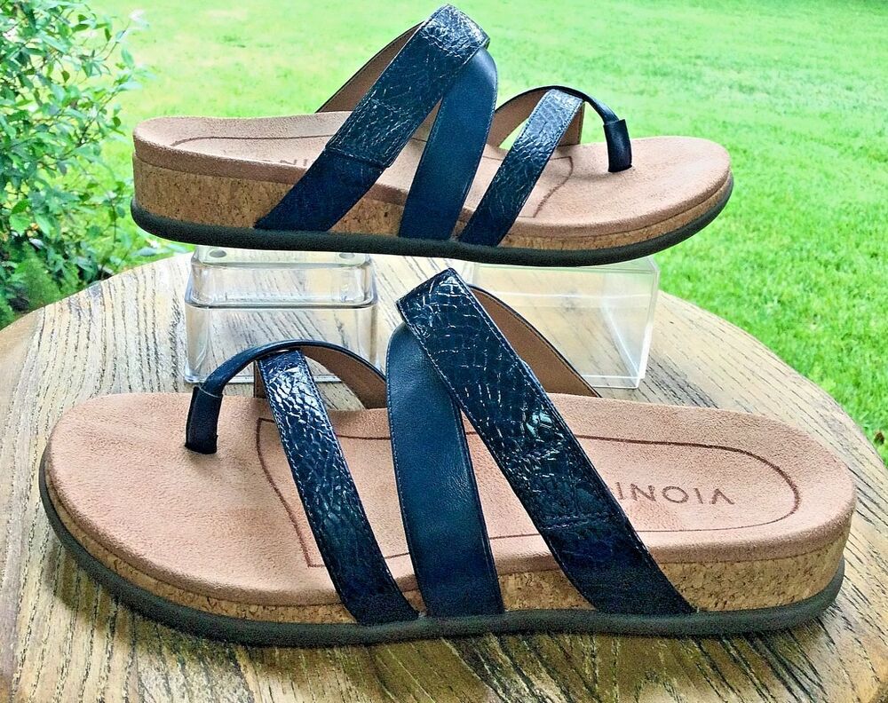 Vionic Anelle Sandals Womens 7.5 Dark Blue Patent Lizard Print Navy Slip On